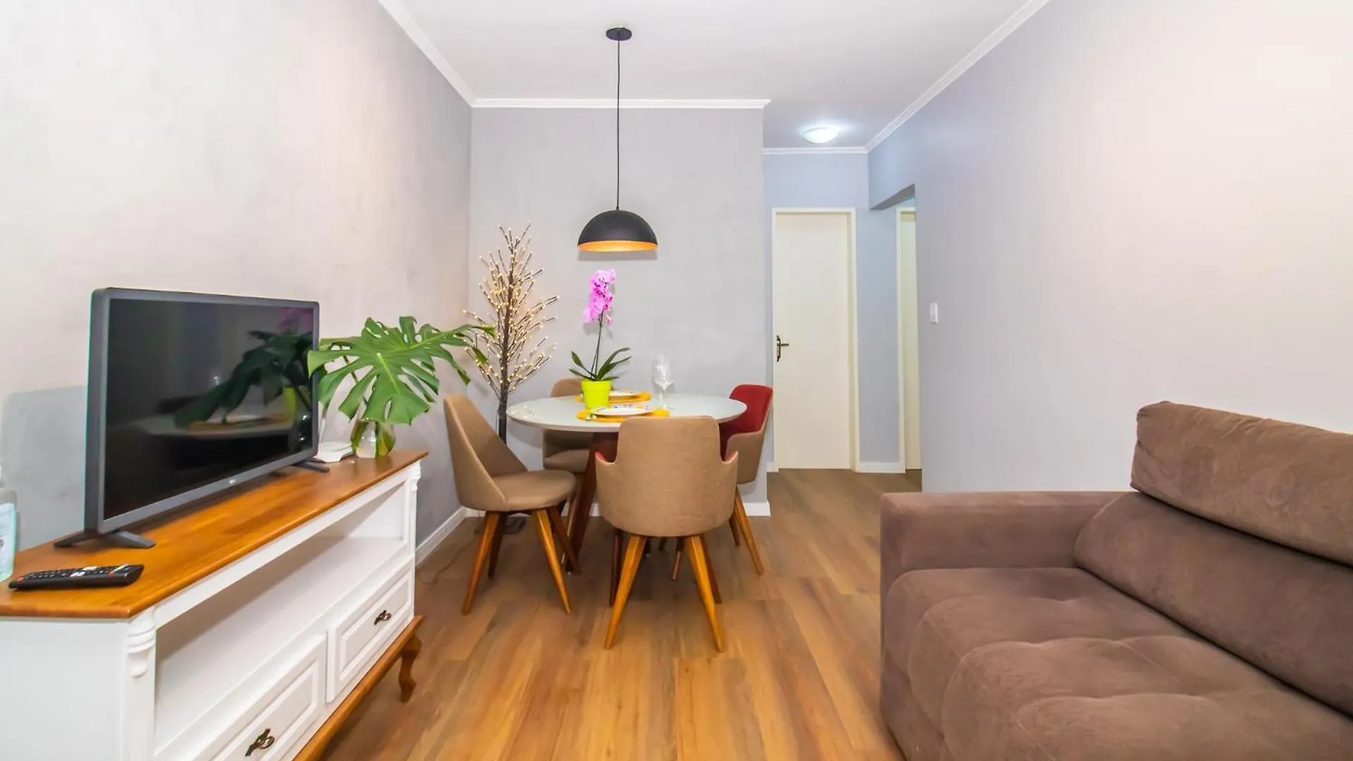 Apto 2 Dorm Proximo Consulado Americano, Fiergs, C0Mpleto E Garagem Porto Alegre